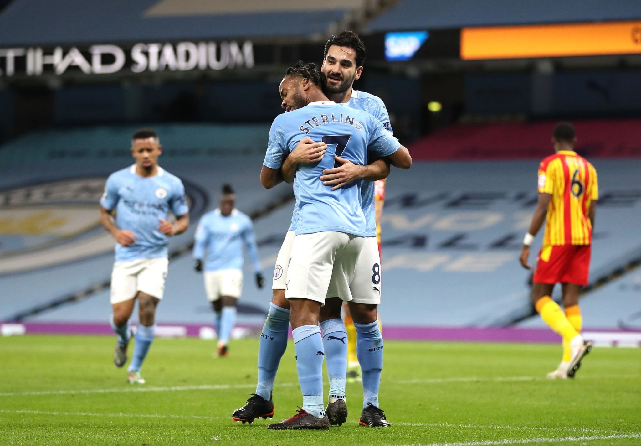 万欧元的报 万欧元的报